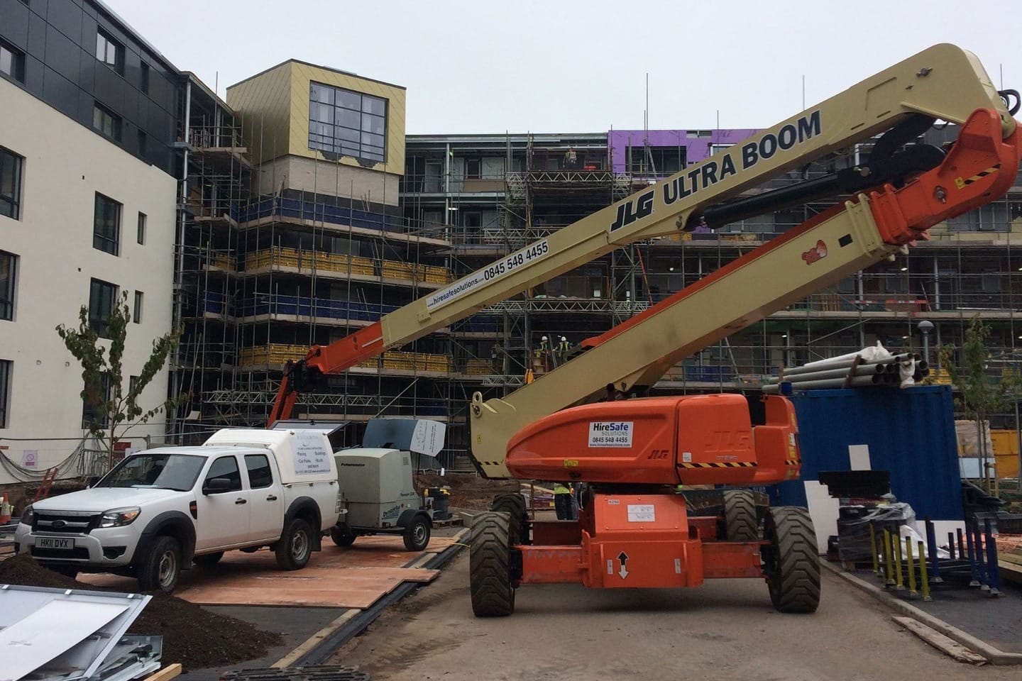 Cleaning New Brickwork with Telescopic Lift (MEWP)