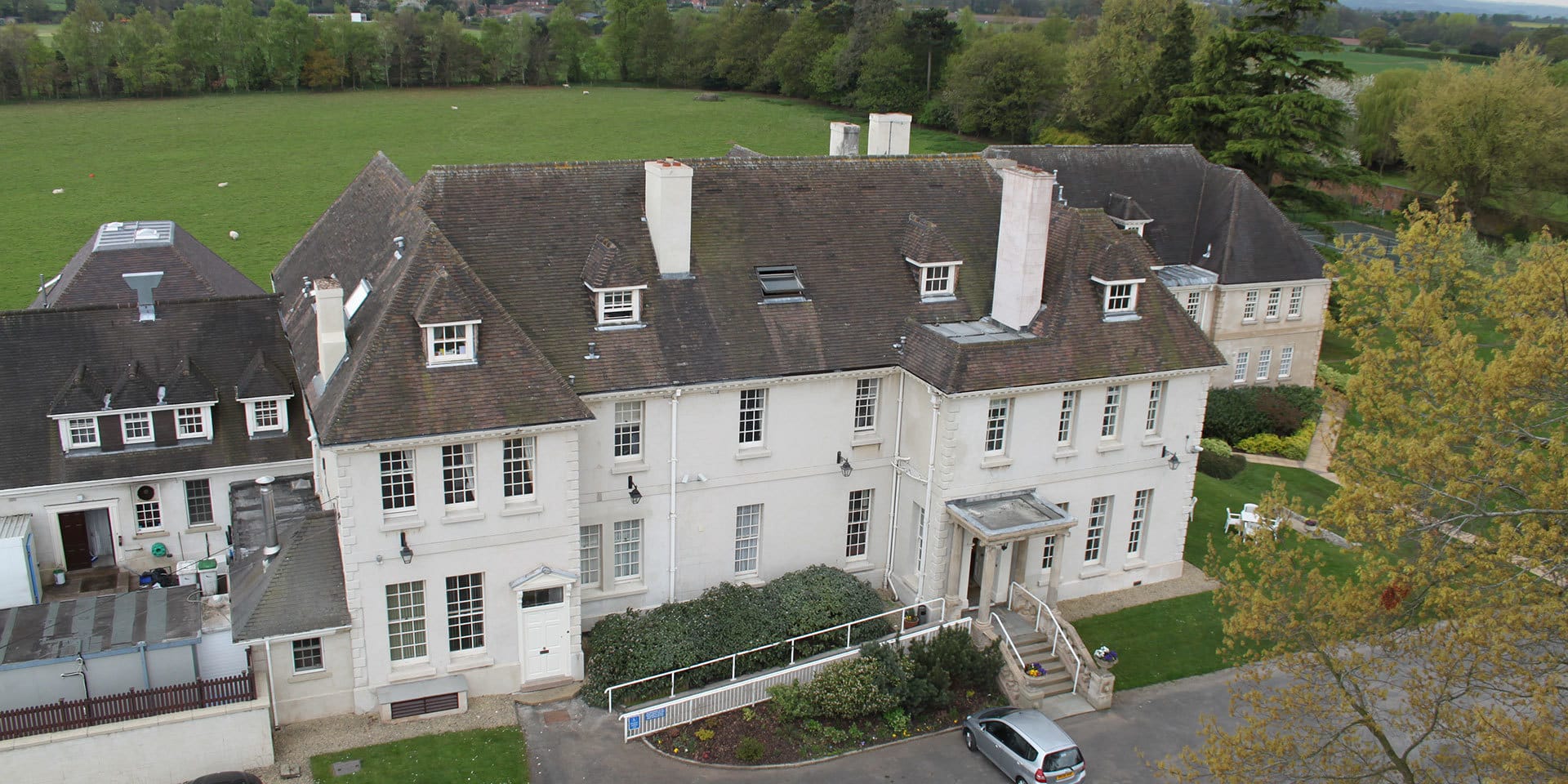 Stucco Cleaning