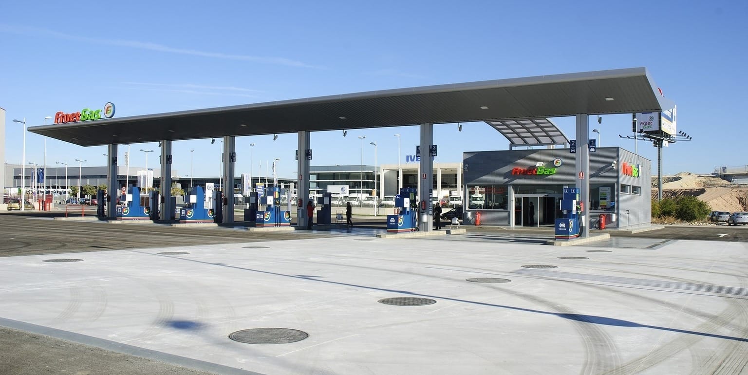 Forecourt Cleaning