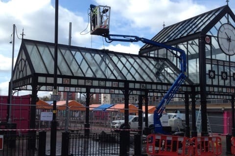 Glass Roof Cleaning